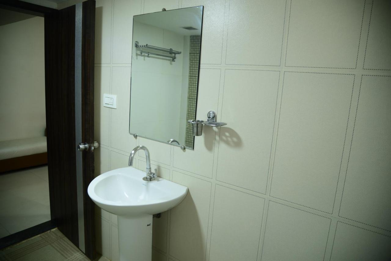 Miles Inn Hotel Hassan Luaran gambar