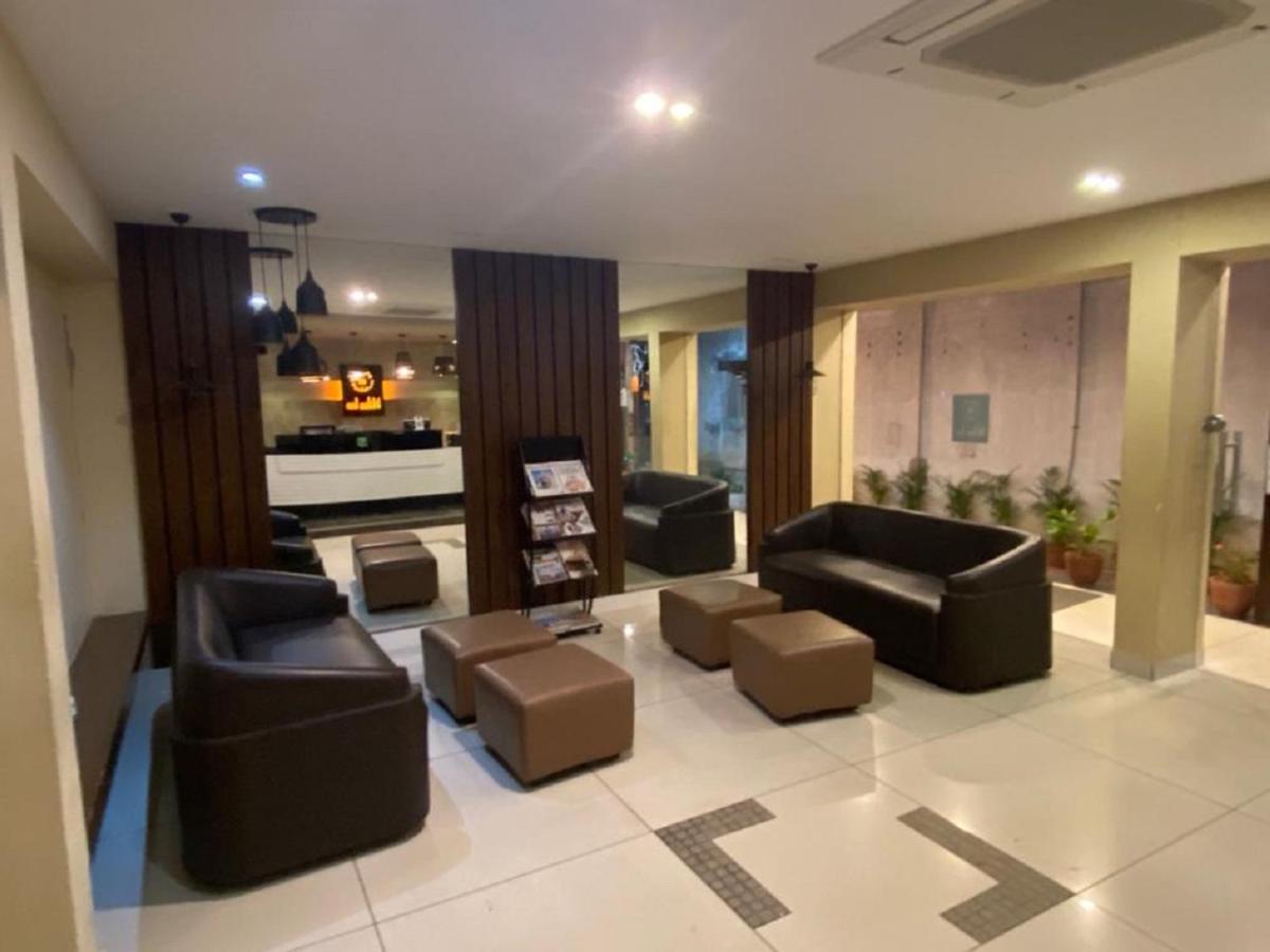 Miles Inn Hotel Hassan Luaran gambar