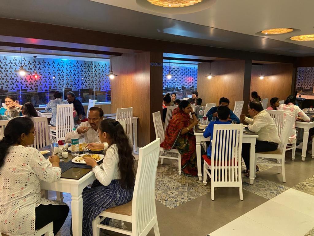 Miles Inn Hotel Hassan Luaran gambar
